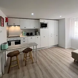 Apartment Casinha Dos Remedios, Lisbon